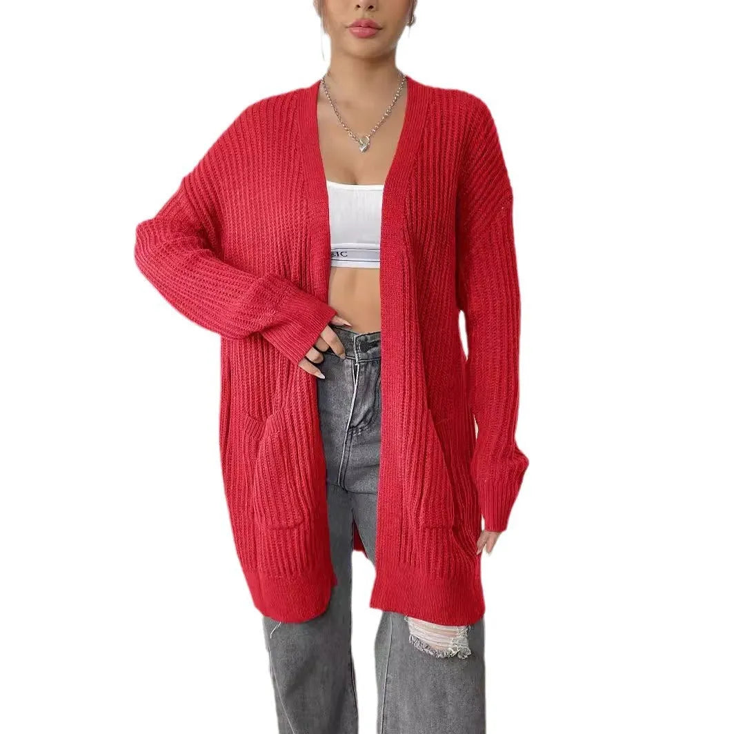 Women's dark green acrylic cardigan with double pockets and regular sleeves