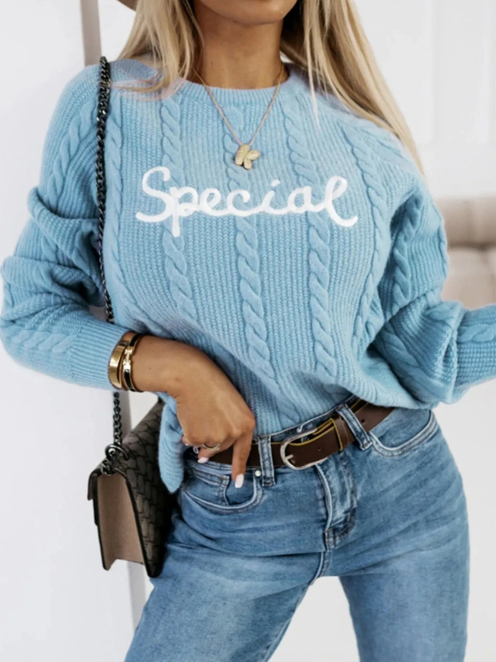 Blue leisure pullover sweater with embroidered letter design, crew neck, street fashion style