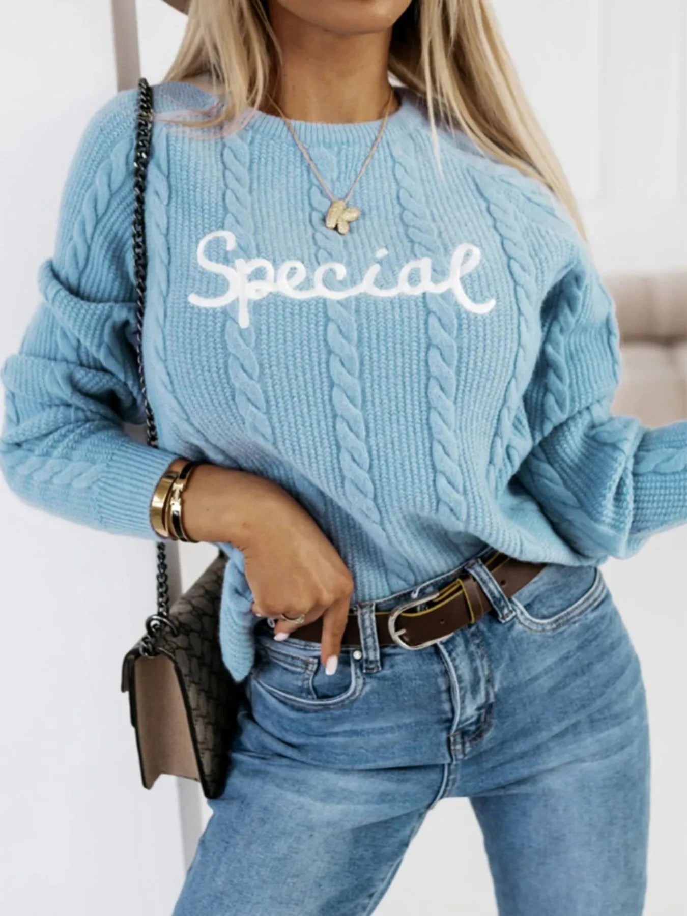 Blue leisure pullover sweater with embroidered letter design, crew neck, street fashion style