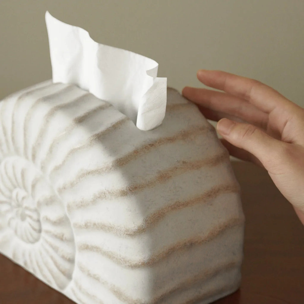 Conch Ramble coloured resin decorative tissue box cover with modern simplicity design