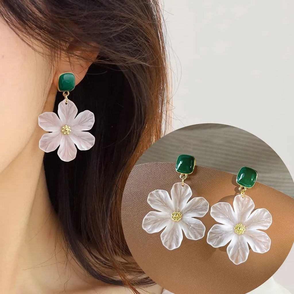 Dark green alloy needle flowers sweet earrings for women, complete pair with decorative design elements