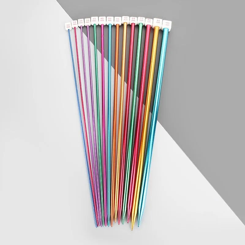 Complete set of aluminium crochet hooks in sizes 2.0mm to 10.0mm with protective caps