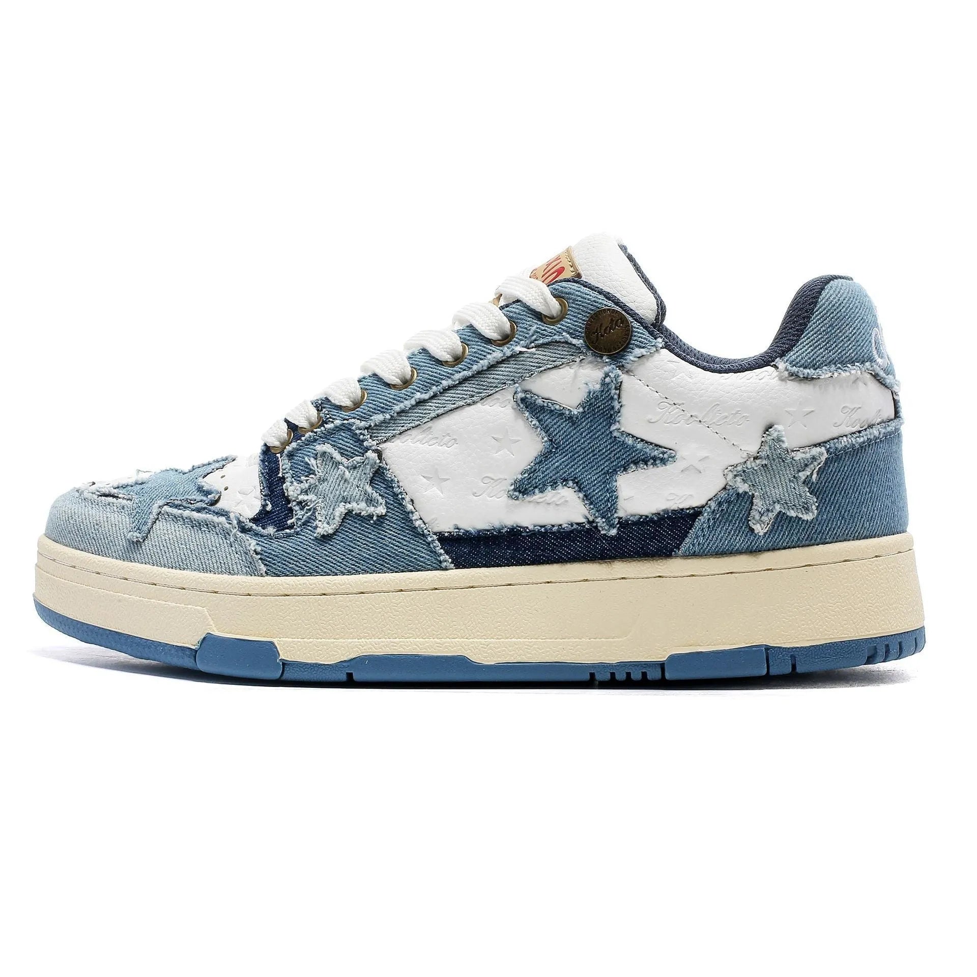 Cowhide leather low-top platform running shoes in a tea colour with round toe and rubber sole.