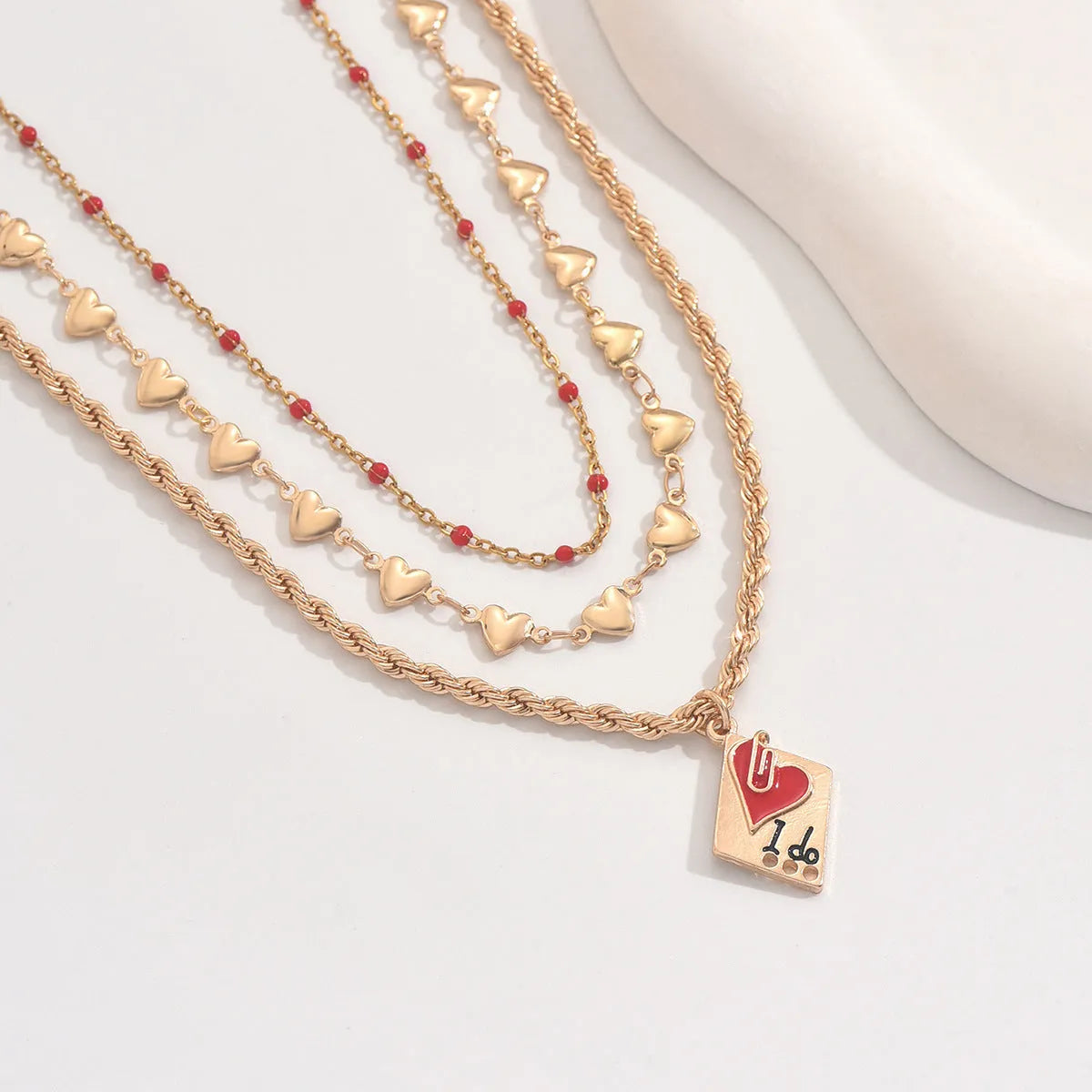 Three-layer geometric heart design clavicle chain necklace with adjustable length
