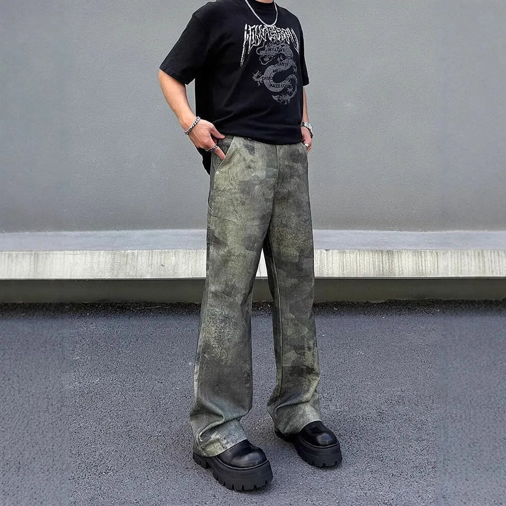 Men's straight-cut denim jeans with digital camouflage pattern in picture colour with mid-waist design