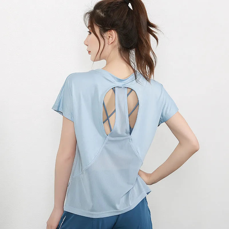 Women's short sleeve sports T-shirt in polyester for spring and autumn fitness activities