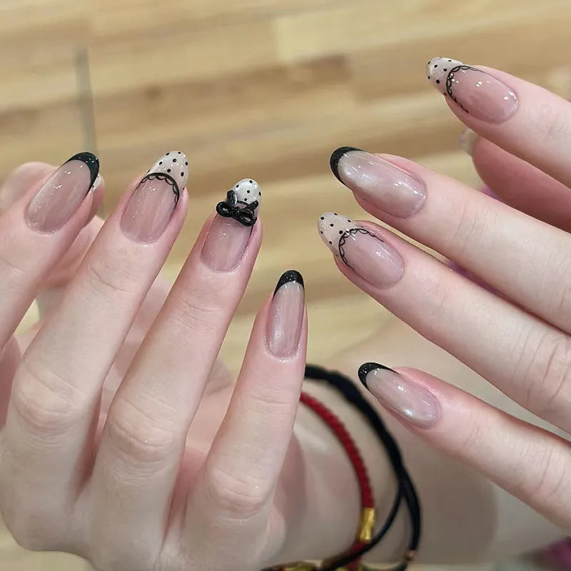 Sweet Girl fake nails in assorted colours with classic round shape for short natural nails