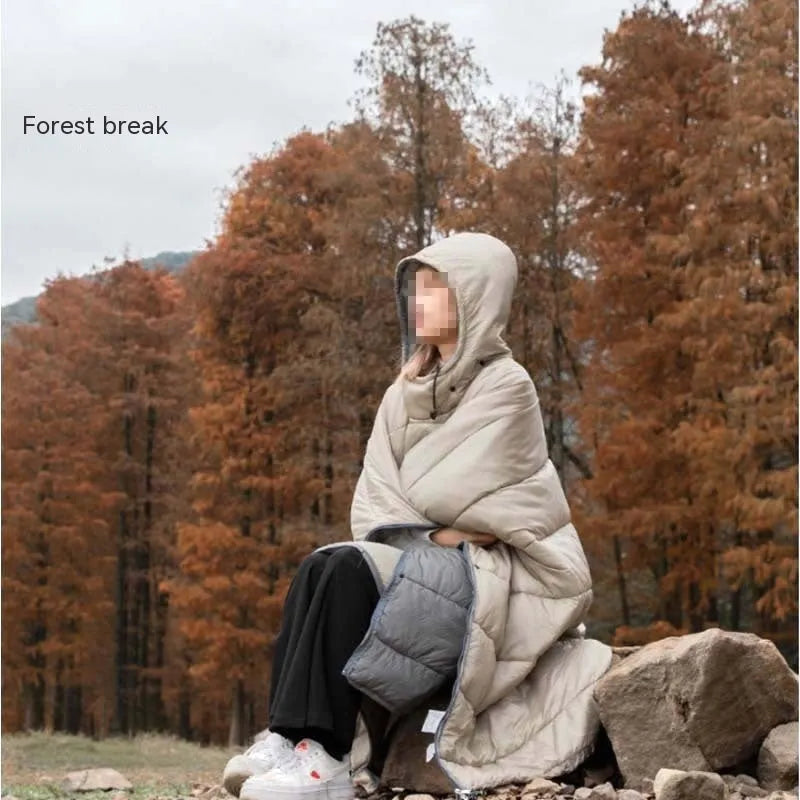 Outdoor cloak sleeping bag wearable as cape shawl with 200x140cm dimensions and hollow cotton filling
