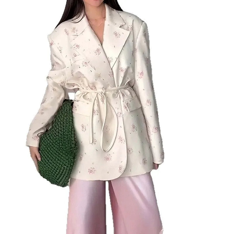 Women's collar suit jacket with front lace-up waist design in polyester fabric