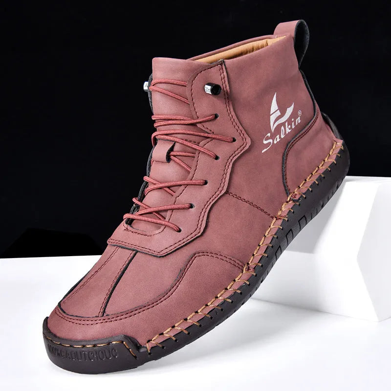 Retro high-top casual boots in beige with elastic band and flat rubber sole.