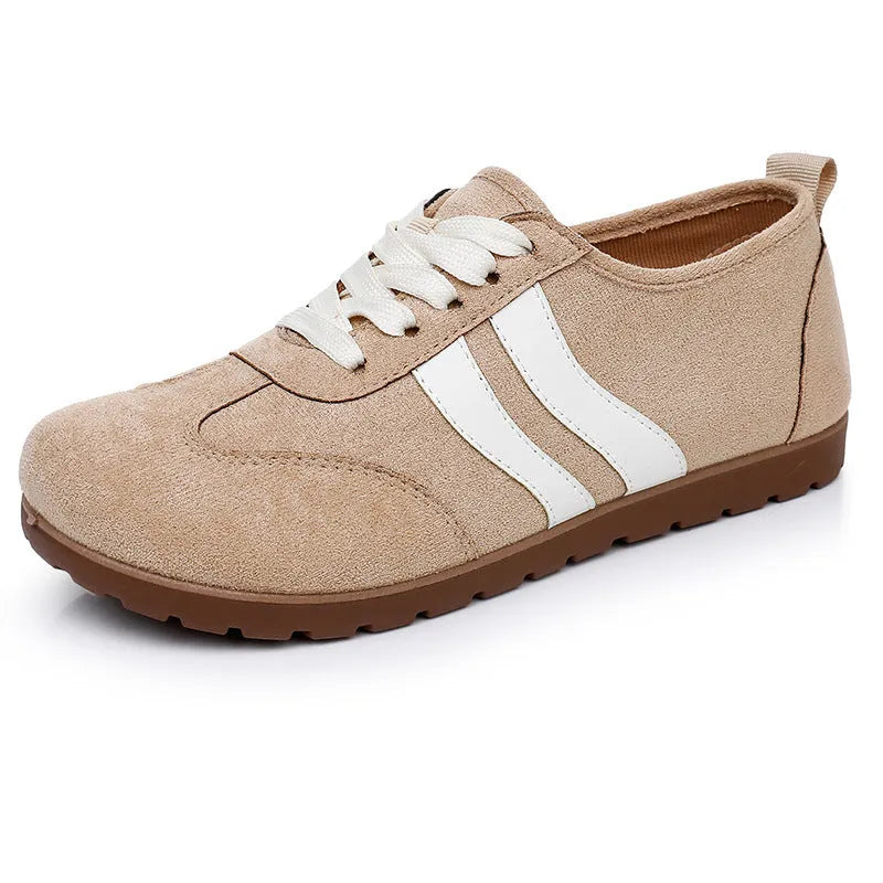 Women's vintage canvas sneakers in dark red with flat heel and round toe design