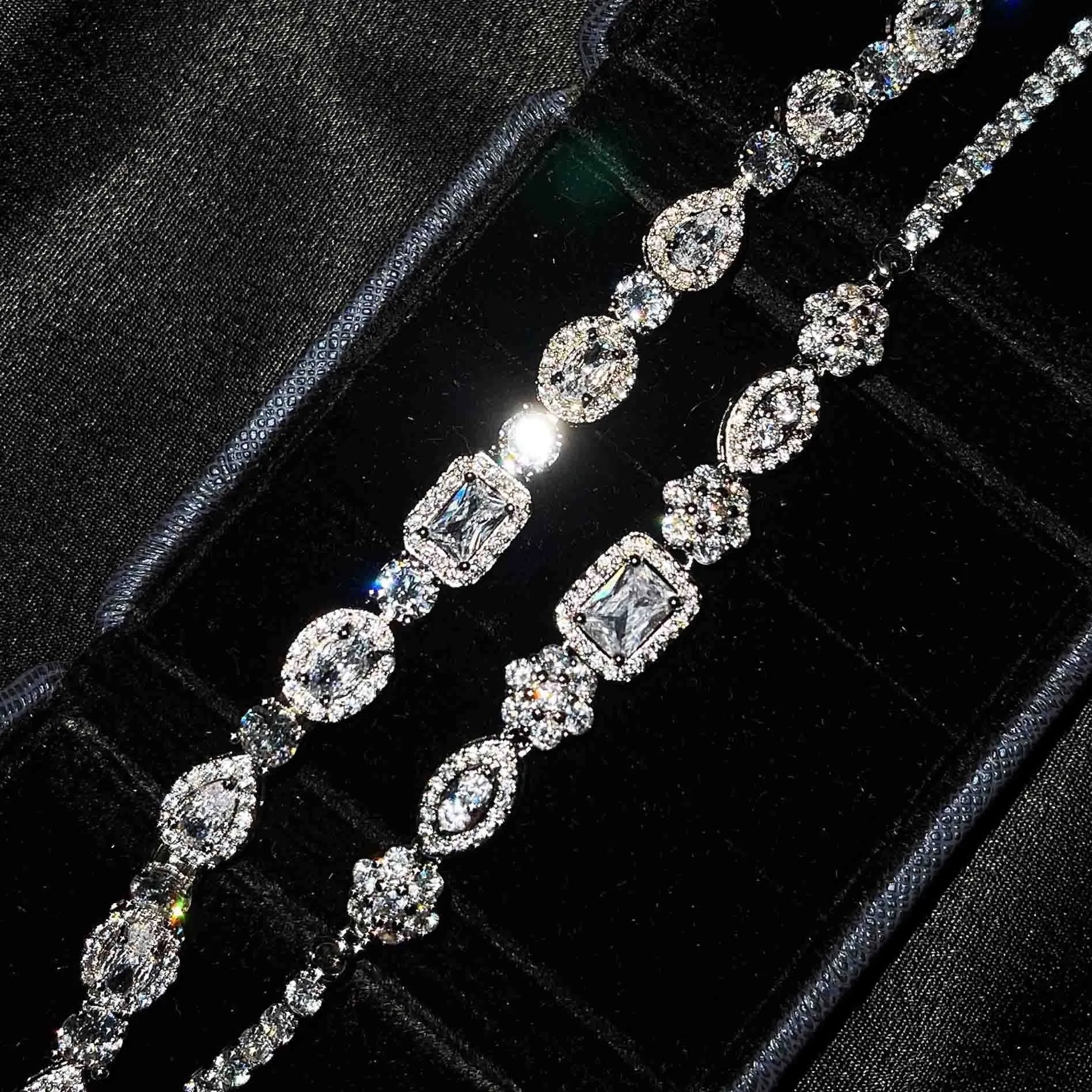 Women's S925 sterling silver-plated bracelet with zircon stones in geometry design