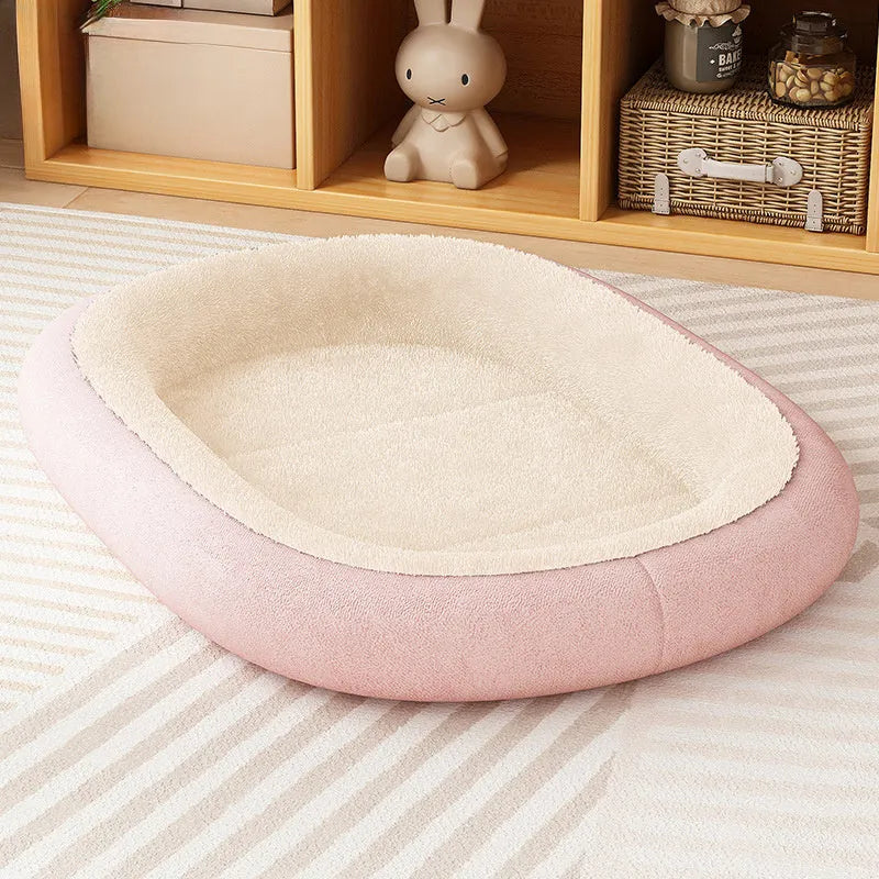 Insulated dog kennel for small and medium pets in grey, shown with a teddy breed dog inside.