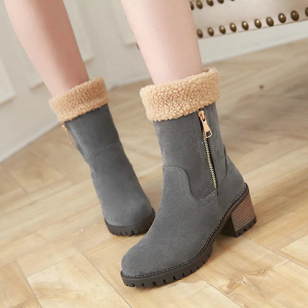 Snow boots with rubber soles and plush lining in black, grey, green, or orange colours