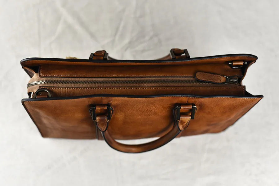 Men's 14-inch vegetable tanned leather handbag in horizontal square business style