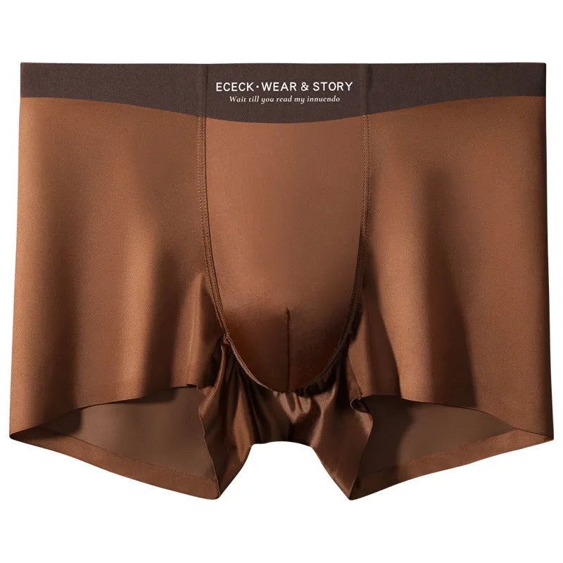 Men's colourblock Ice Silk seamless underwear in veil white on a grey background