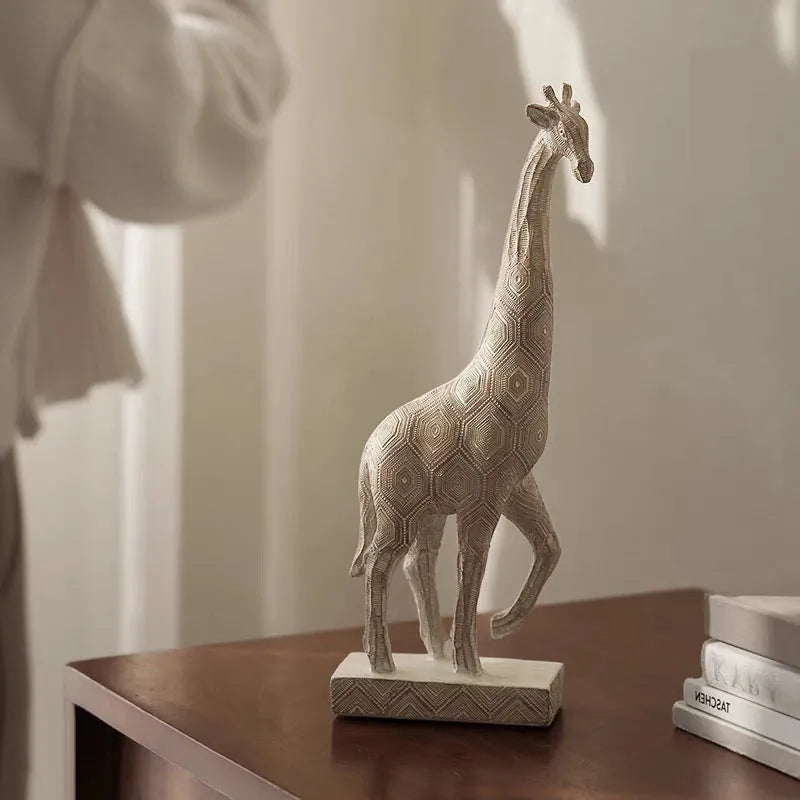 Wood-coloured European style synthetic resin giraffe decoration figurine.