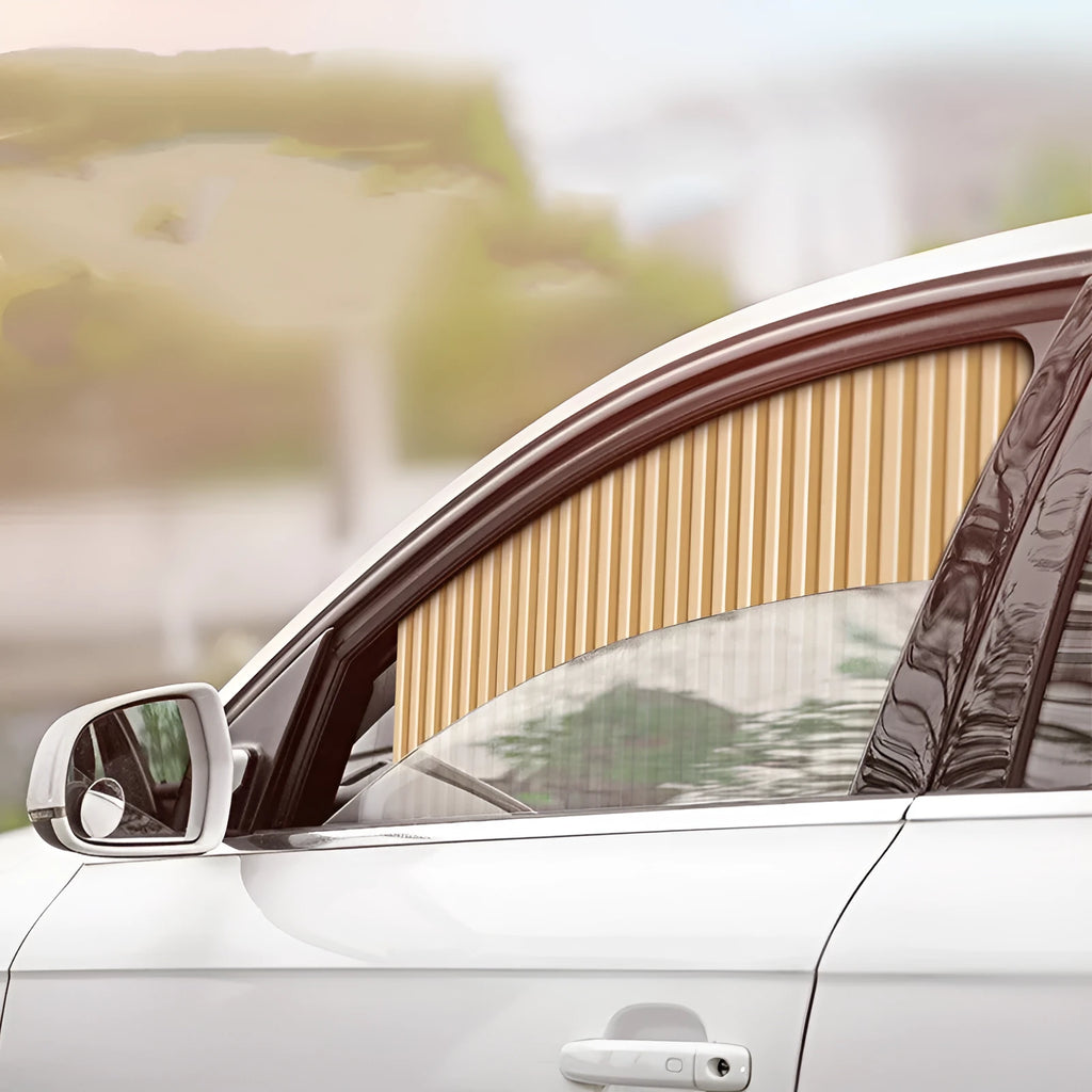 Auto retractable car sunshade curtain in thick opaque fabric with roller shutter suspension