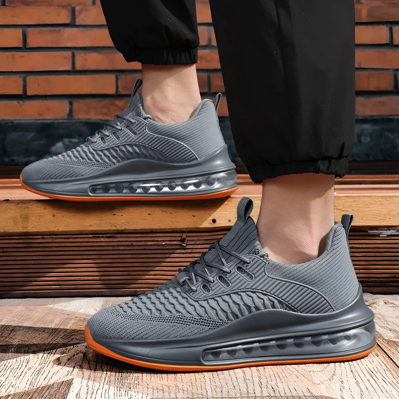 Men's black mesh running sneakers with rubber sole and lace-up closure for summer sports