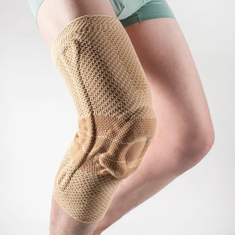 Adult sports knee pads in black and blue colour with nylon-spandex construction