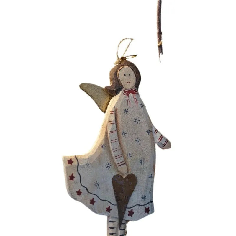 Hand-painted wooden door pendant with carved love heart design in American country style.