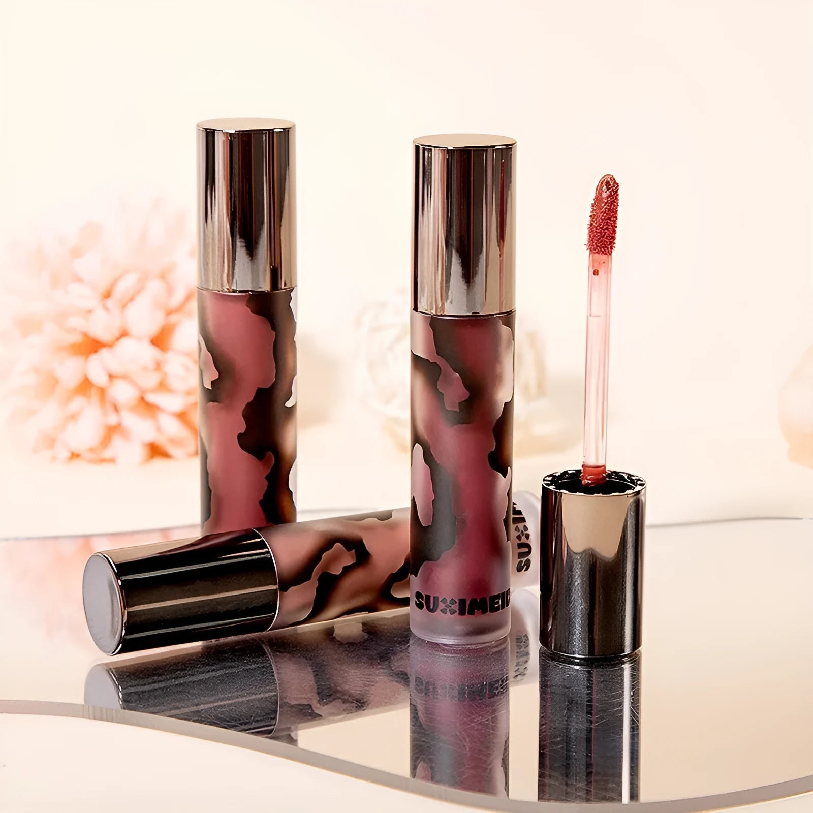 Matte lip mud lipstick in five colour shades showing stain-resistant formulation