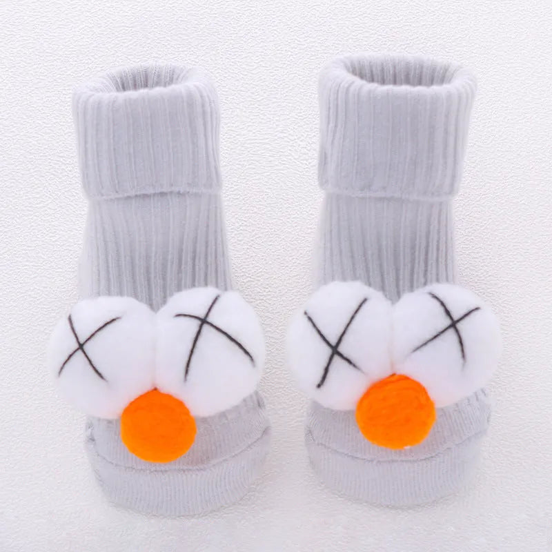 Cotton baby socks in multiple designs including animal prints, available in sizes XS, S, M for ages 0-6 months to 3 years