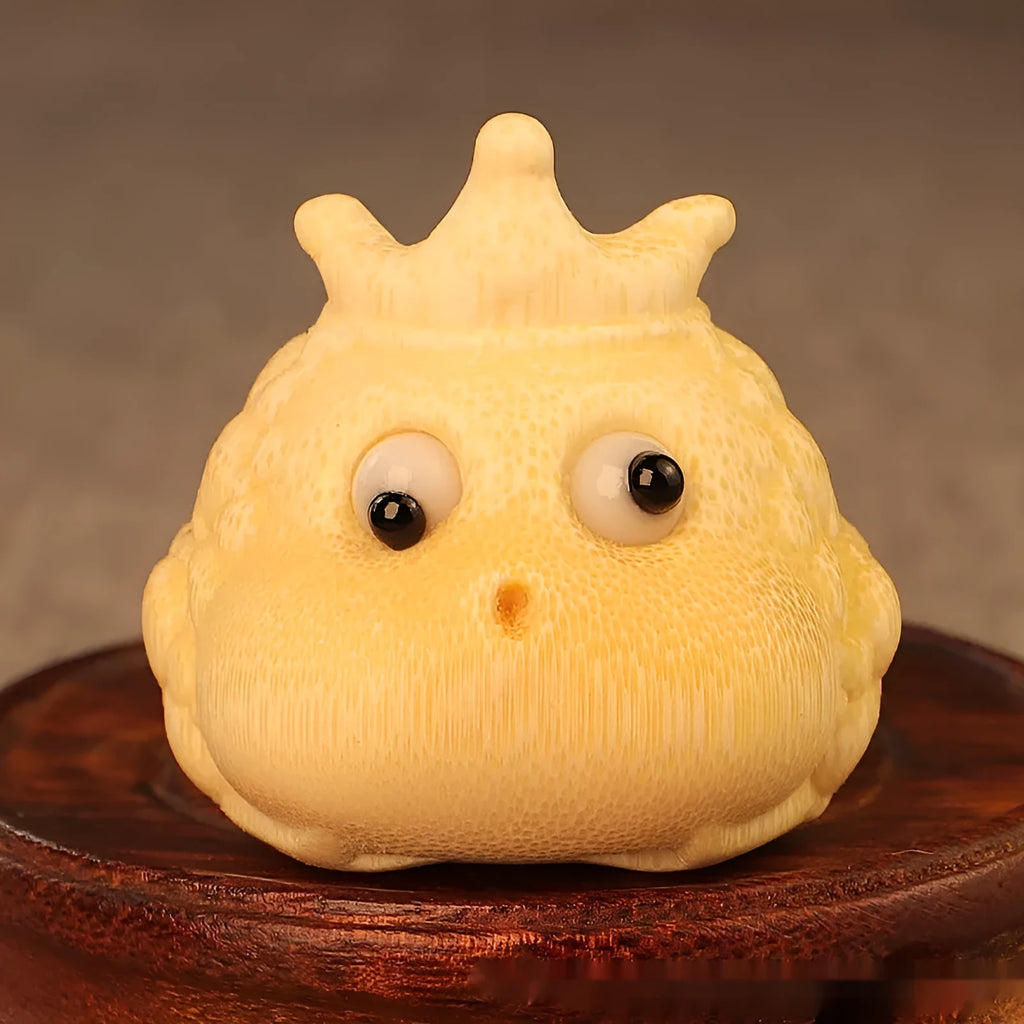 Solid bamboo carving of Crown Princess toad ornament in cute style