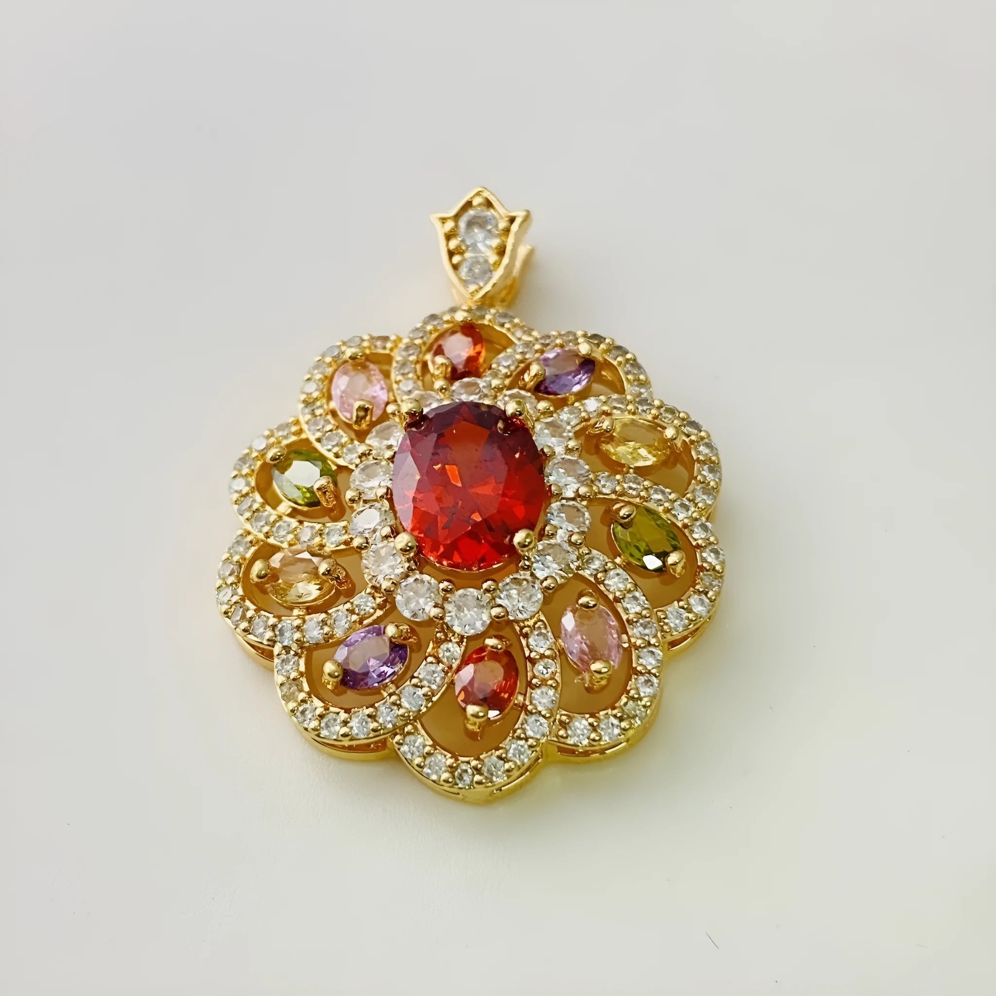 Women's floral zircon pendant necklace in gold tone with colourful stone flower design