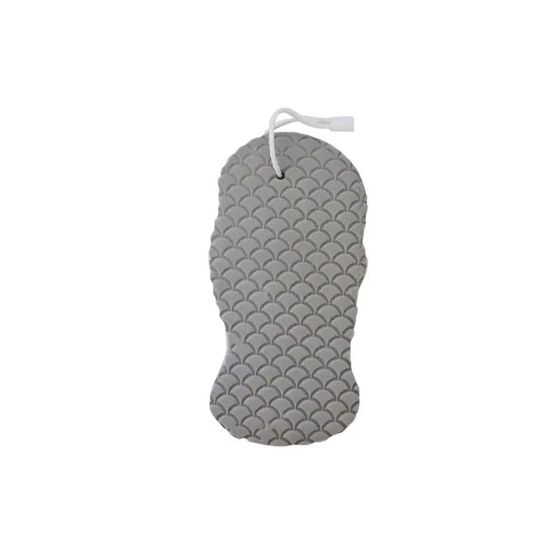3D fish scale pattern bath sponge in white, grey, pink or light blue colours for gentle body exfoliation