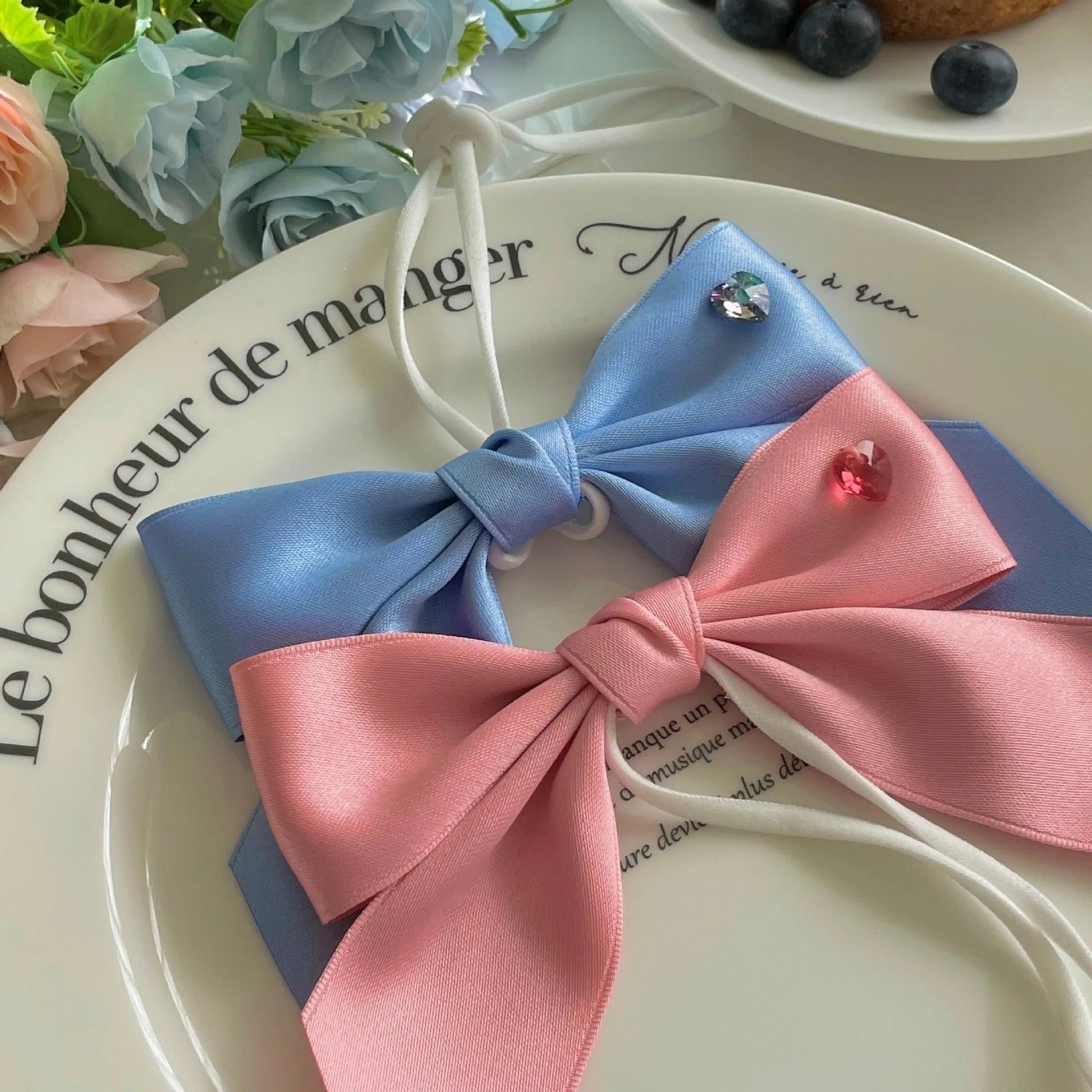Princess style bow dog hair band with tension adjustment on double-sided polyester cotton ribbon