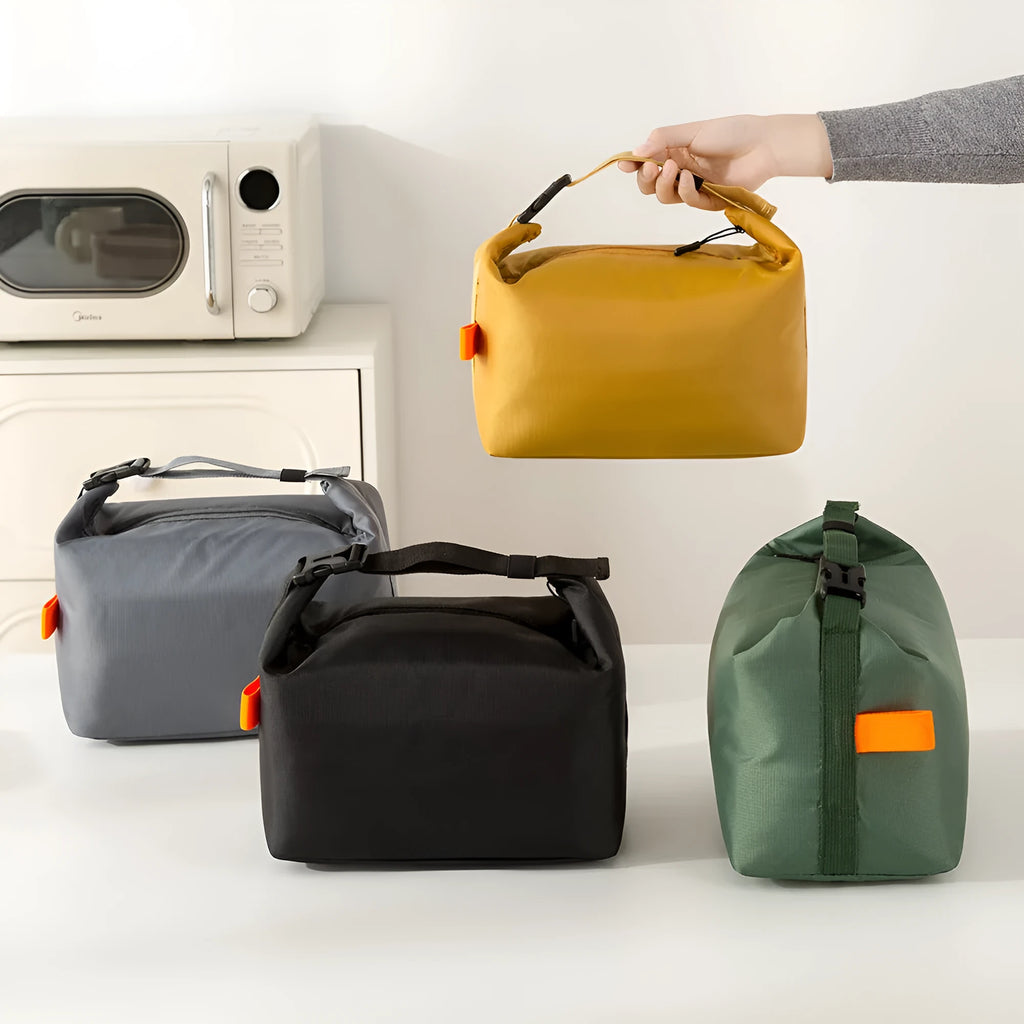 Japanese style insulated thermal bag in Oxford cloth with dimensions 39cm opening, holds lunch boxes and drinks