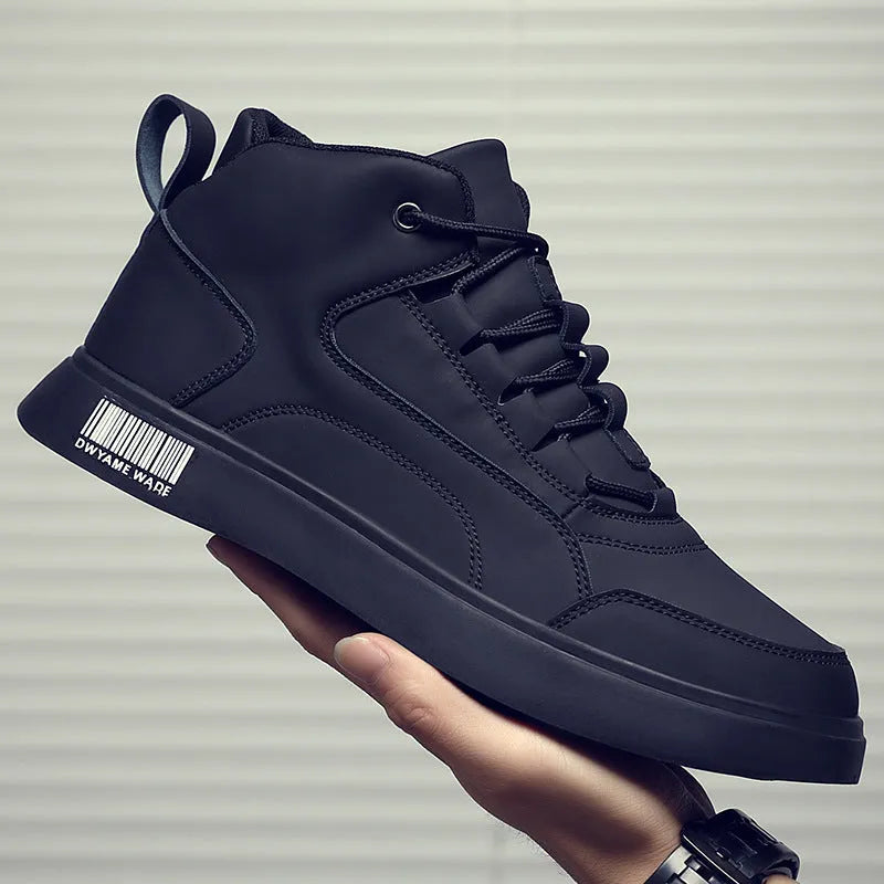 Men's white mid-top sports board shoes with round toe and front lace-up design