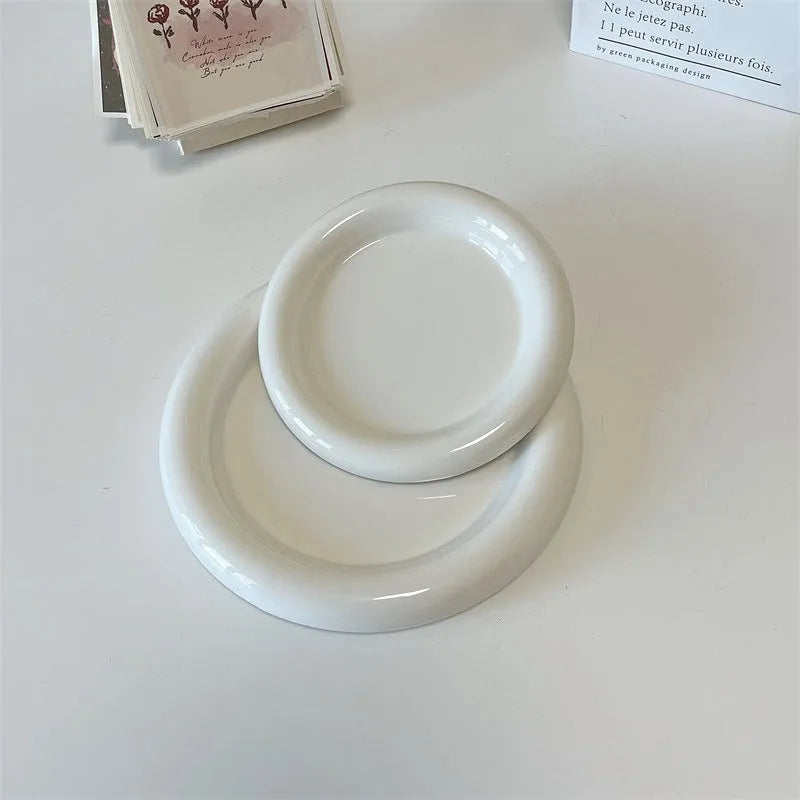 White porcelain ceramic plate with doodle or bear design in 15cm or 20cm round size