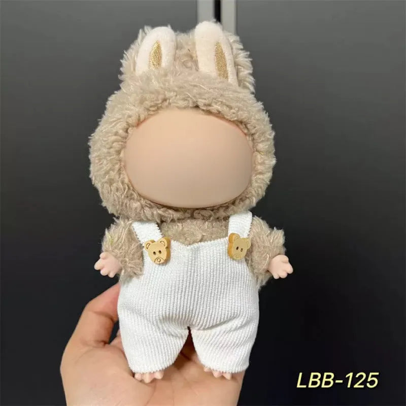 Plastic doll clothes costume for a 17cm high vinyl figurine