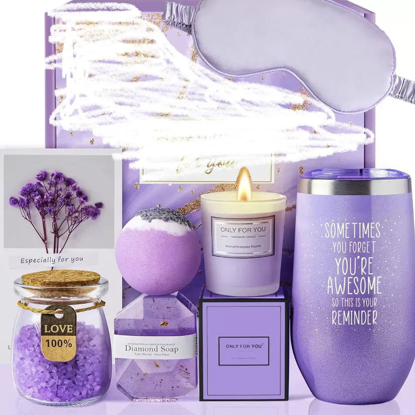 Soy wax aromatherapy candle gift set in a modern simplicity style box with multiple colour options