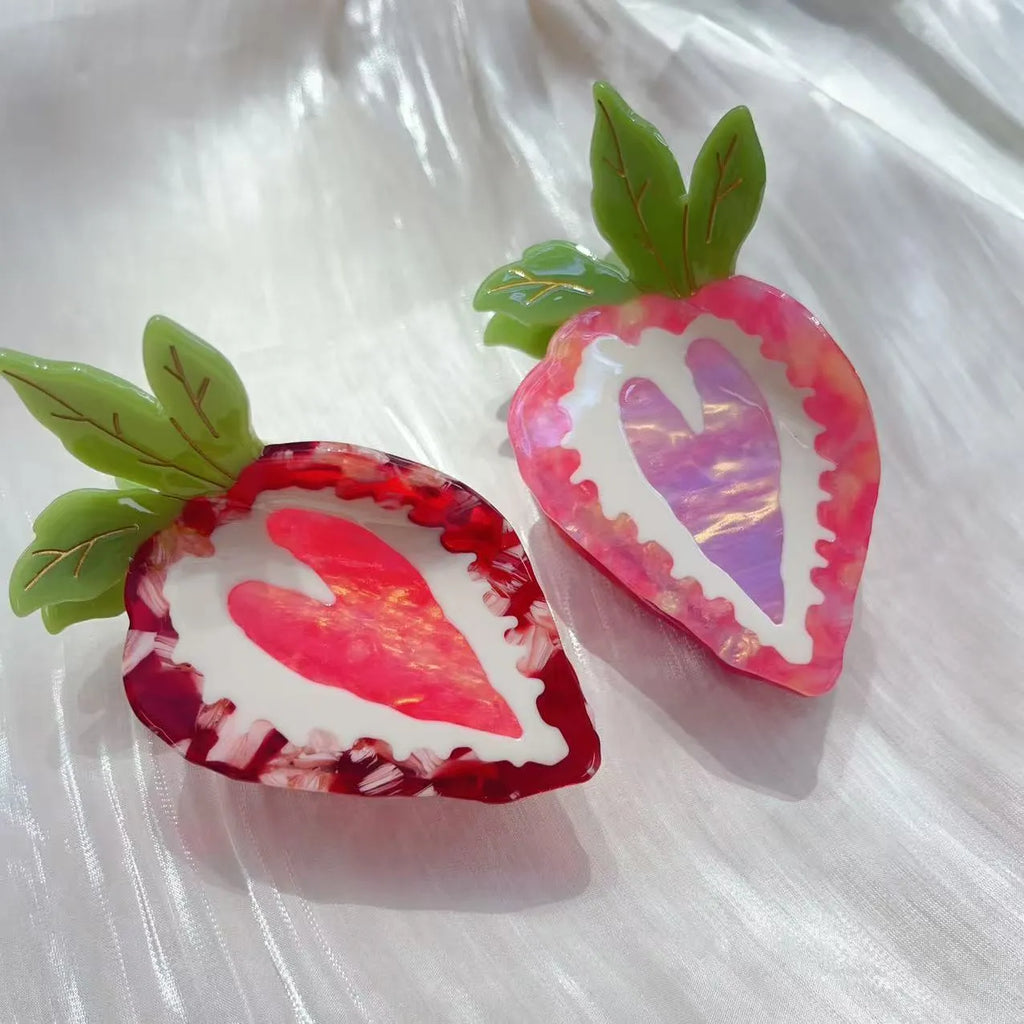 Handmade strawberry hair clip for girls in red or pink pastoral style.