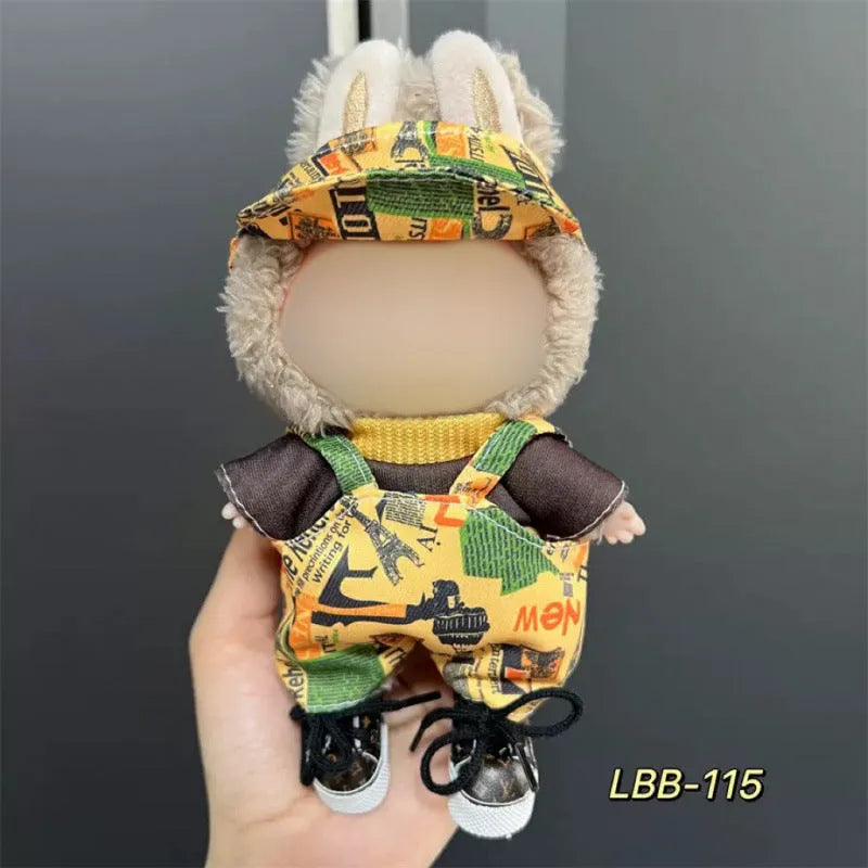 Plastic doll clothes costume for a 17cm high vinyl figurine