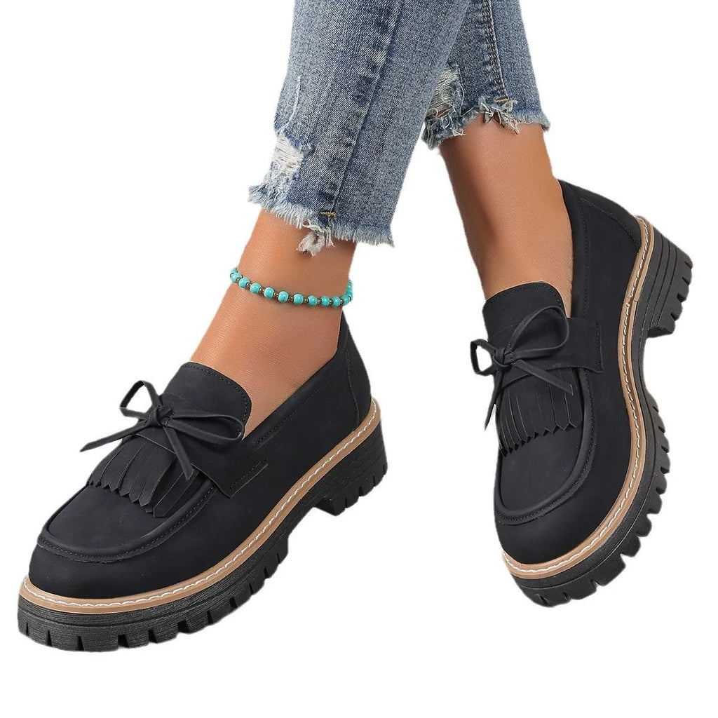 Black plus size women's loafers with tassel and bowknot decoration on round toe casual shoes