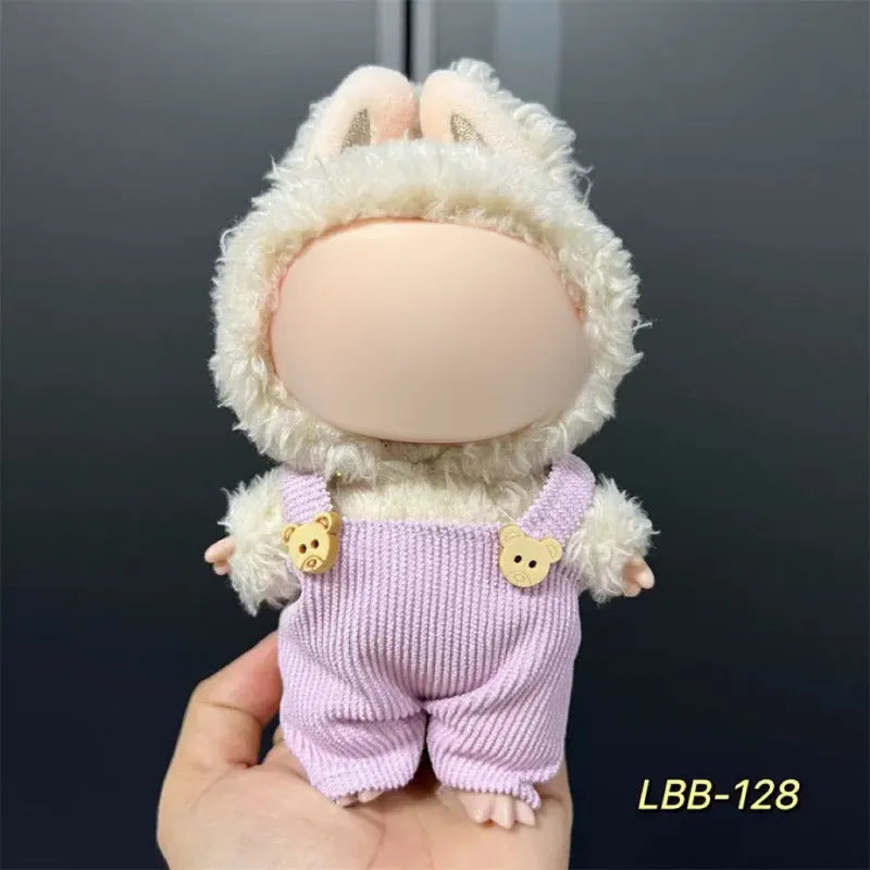 Plastic doll clothes costume for a 17cm high vinyl figurine