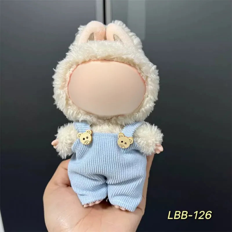 Plastic doll clothes costume for a 17cm high vinyl figurine