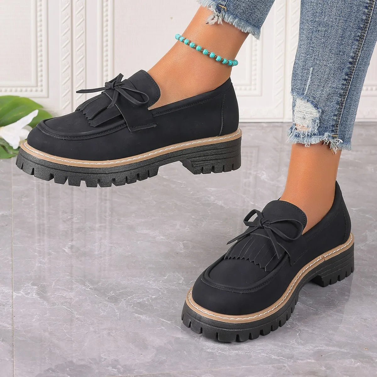 Black plus size women's loafers with tassel and bowknot decoration on round toe casual shoes