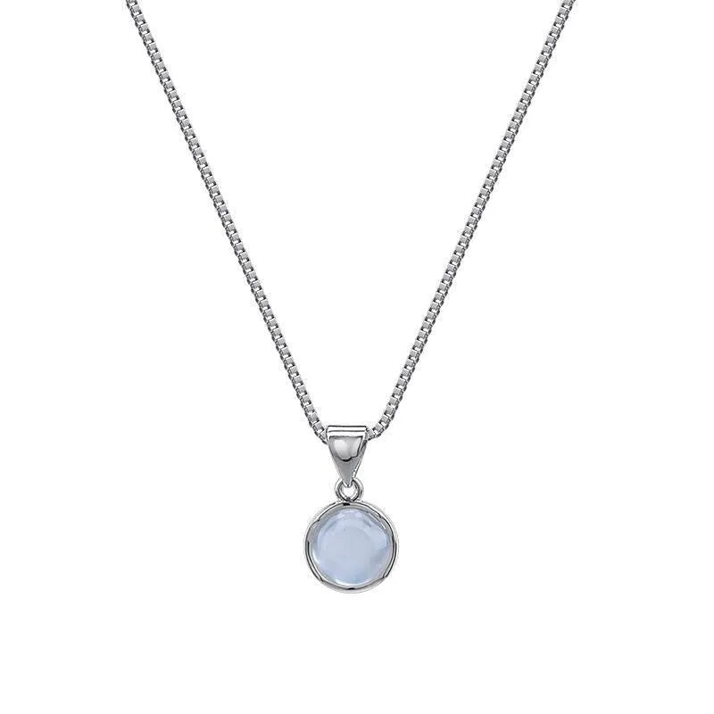 Women's Korean-style oval pendant necklace with artificial crystal geometric design on adjustable mixed material chain