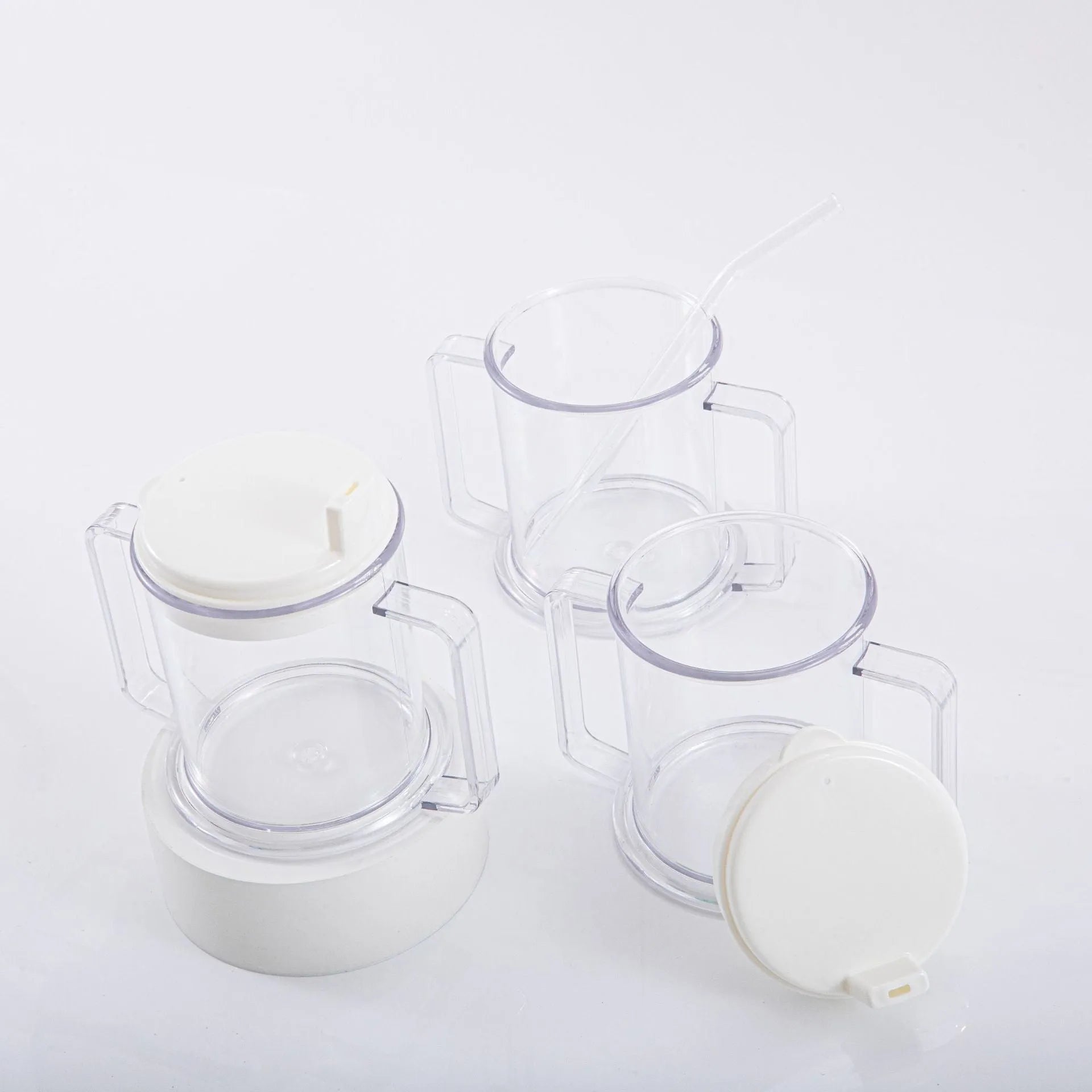 Transparent spill-proof drinking cup showing 14cm height with 301-400ml capacity