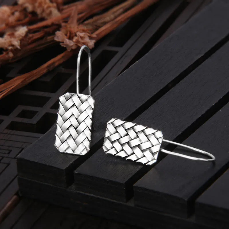 Women's 925 silver earrings with woven diamond plaid geometric pattern