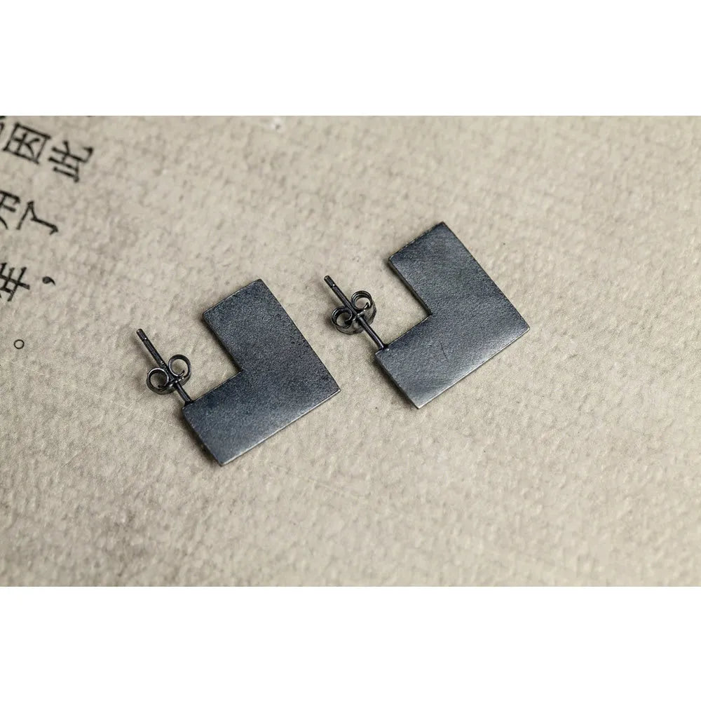 925 sterling silver oxidised black geometric square earrings with minimalist cold wind style