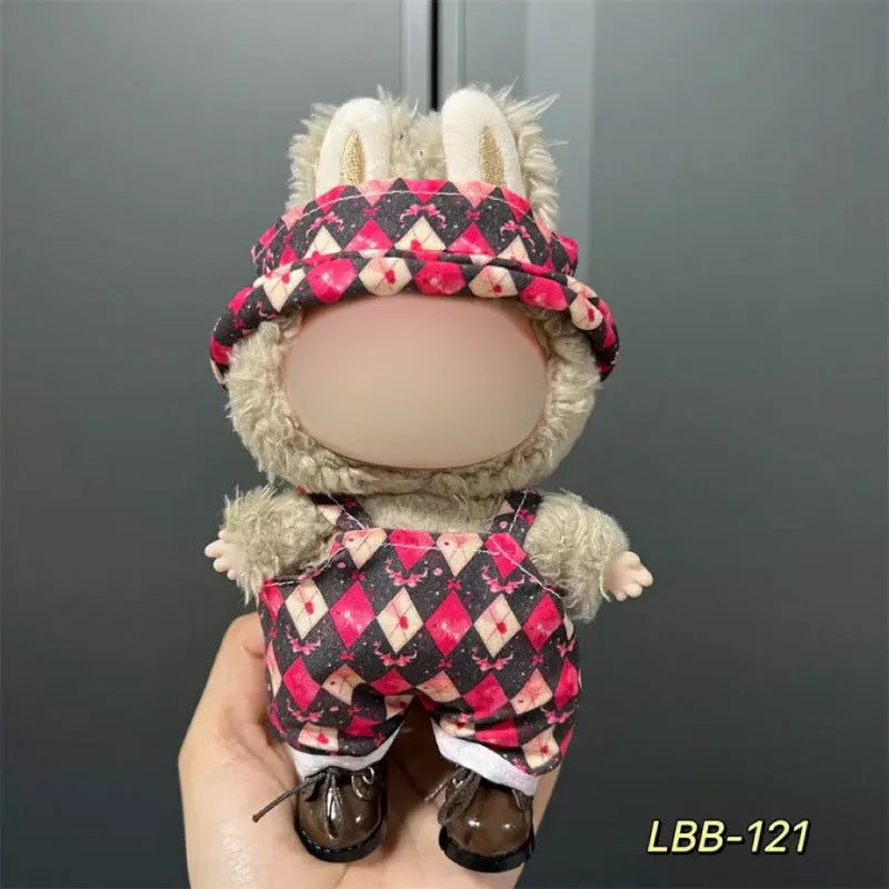 Plastic doll clothes costume for a 17cm high vinyl figurine