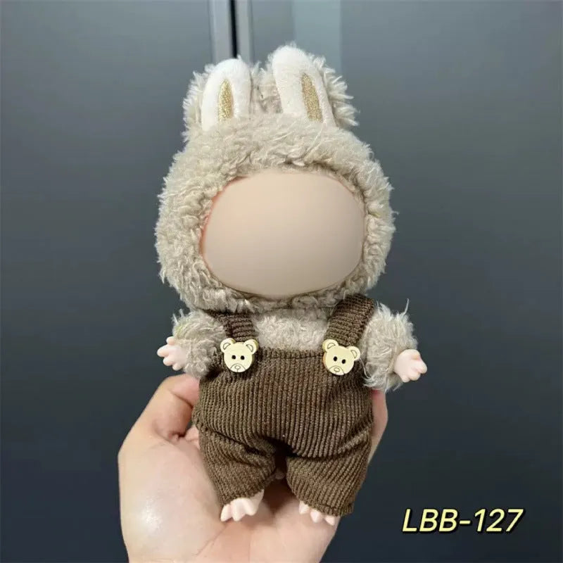 Plastic doll clothes costume for a 17cm high vinyl figurine
