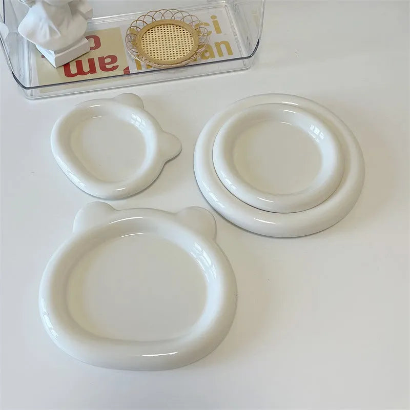 White porcelain ceramic plate with doodle or bear design in 15cm or 20cm round size