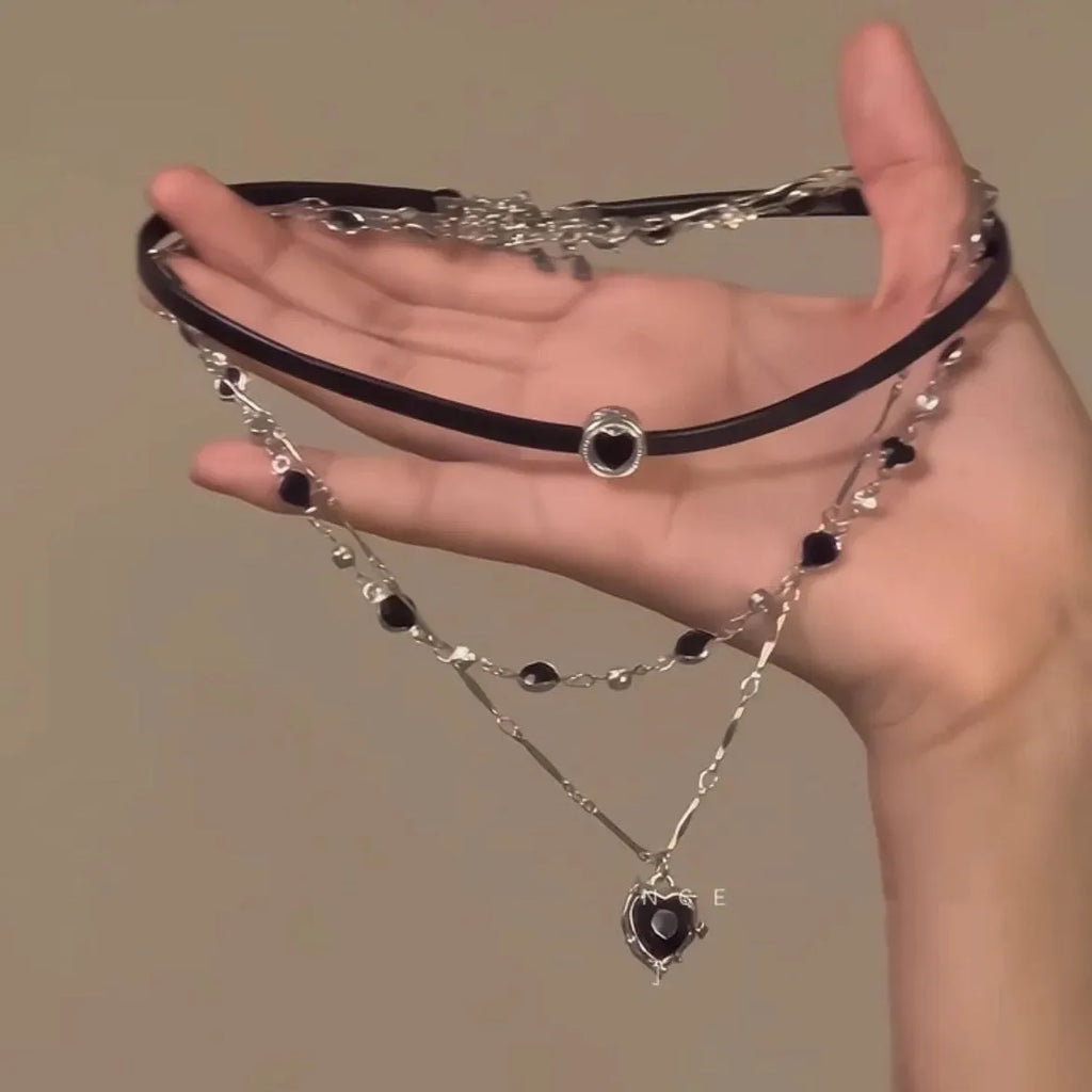 Women's multi-layer necklace with leather heart pendant, alloy chain and artificial crystal elements